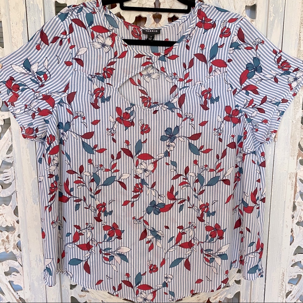 Torrid Blouse Floral Striped Cutout plus size 1x